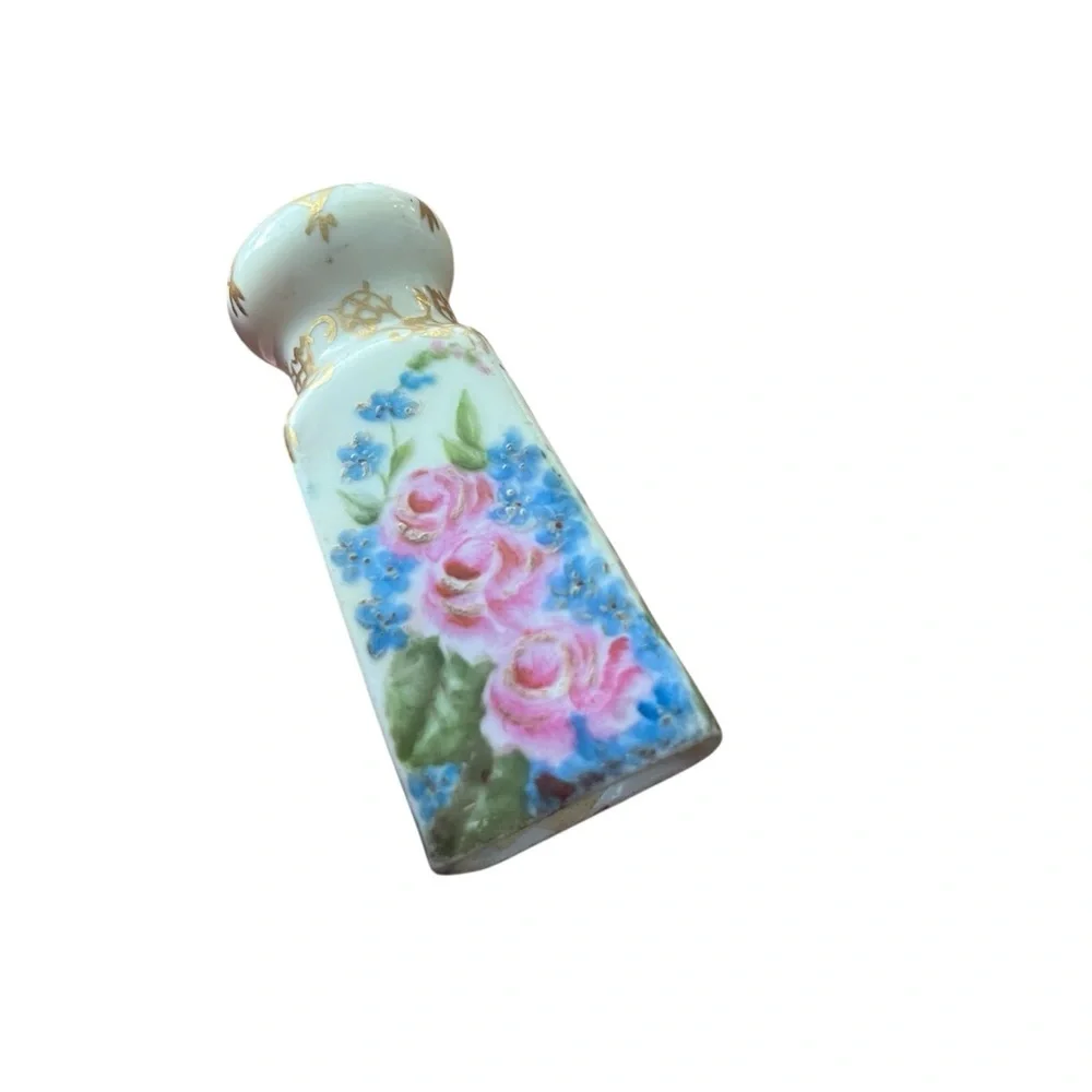 Antique Hand Painted Floral Gold Salt And Pepper Shakers